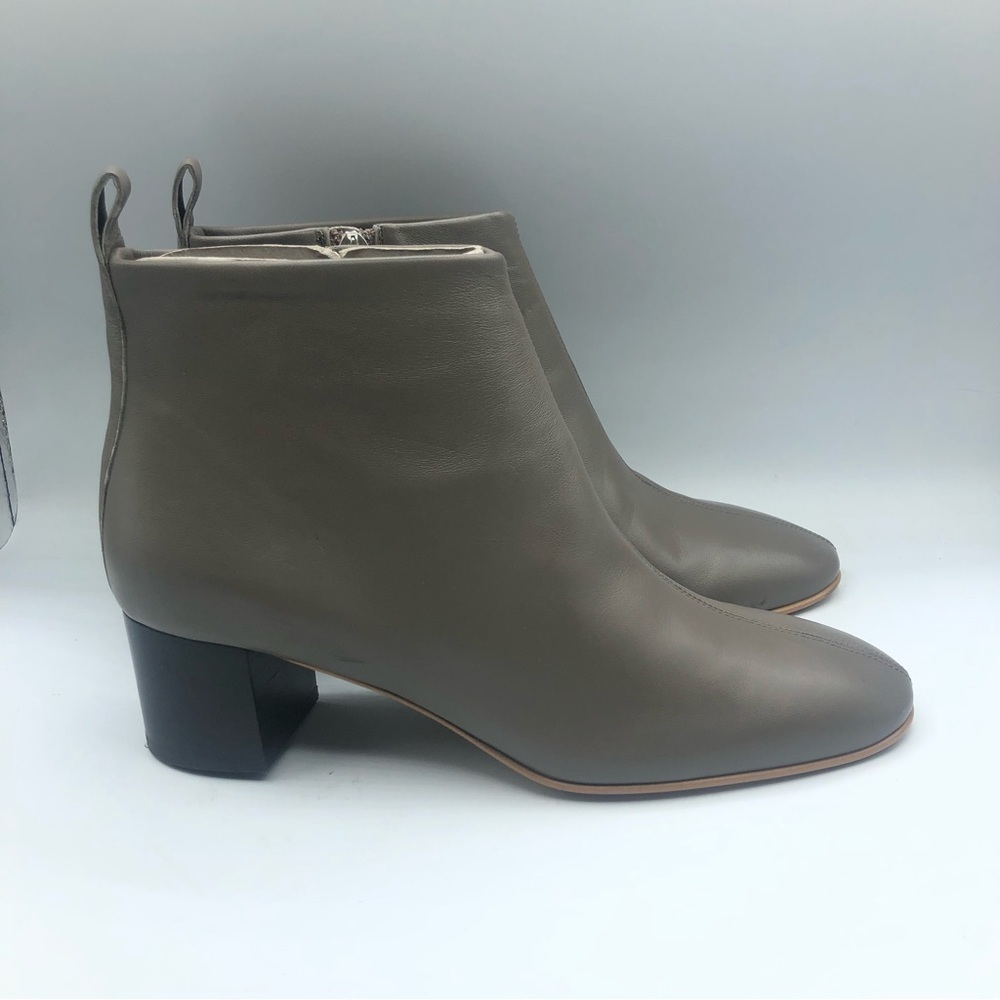 Everlane Size 9 Day Boot Italian Leather in Gray Smoke
